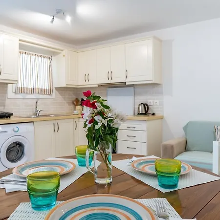 펜션 Afroditi Ftelia Yasemi B *